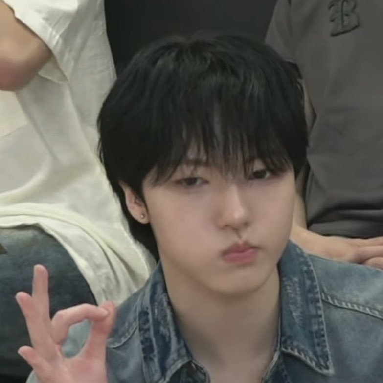 푸쵸 tweet media