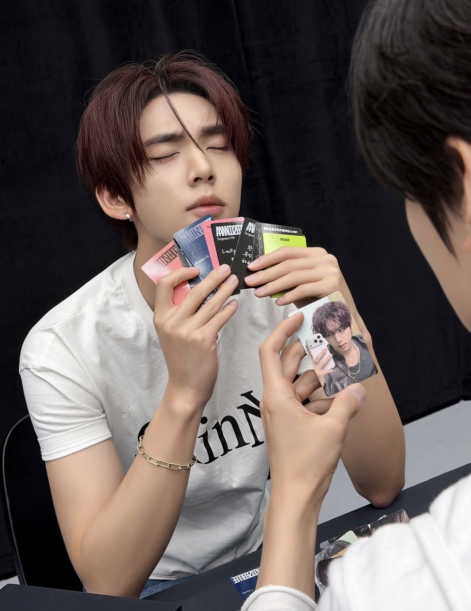 뀨뭉 tweet media
