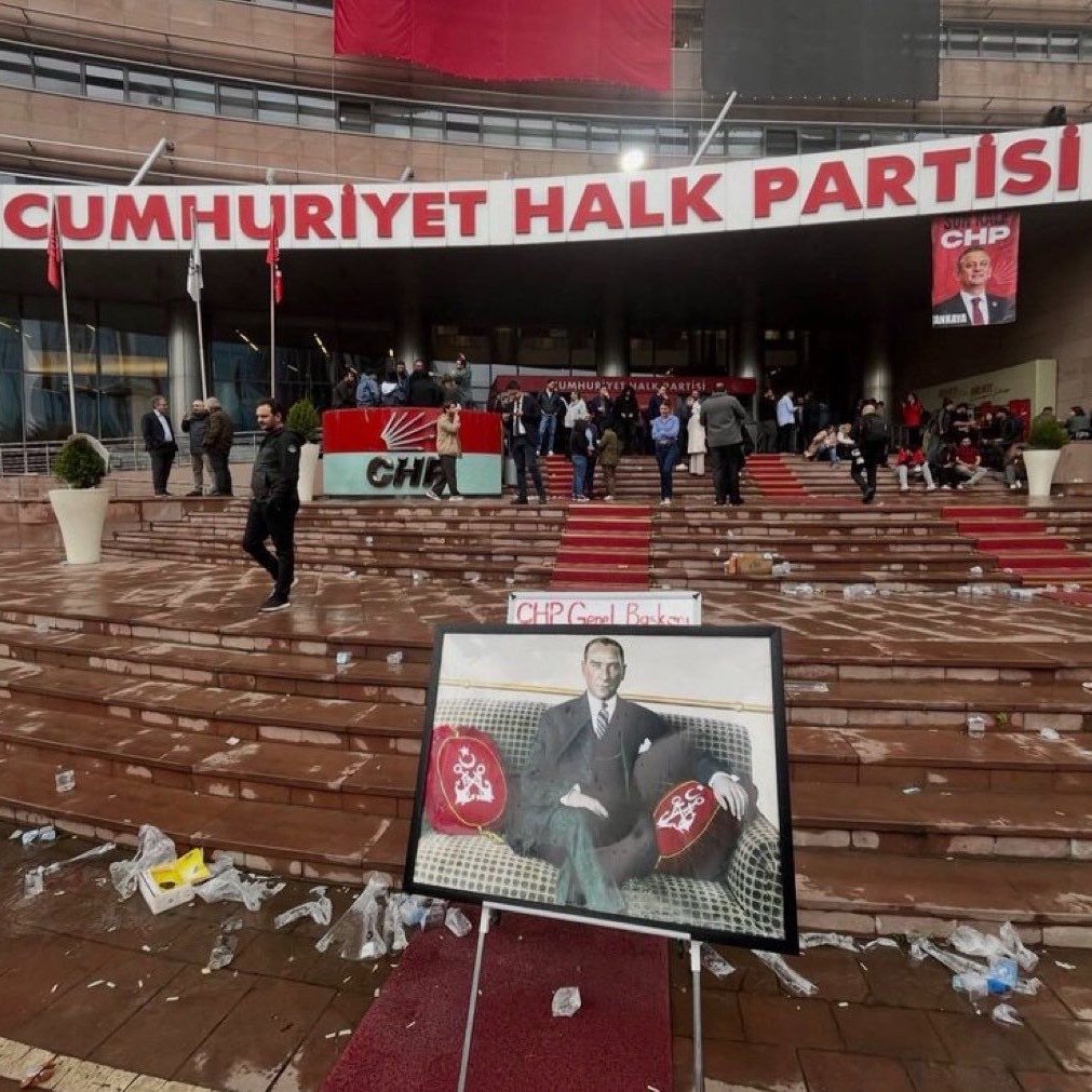 Boşuna Tıklama tweet media