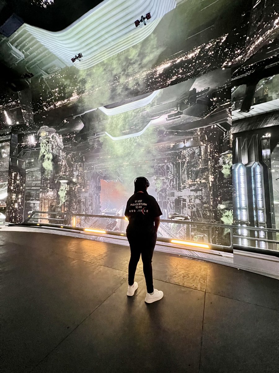 NoraAwolowo's tweet photo. Two years ago today…
On an amazing trip to LA as a delegate for the Sony Future Filmmakers Awards and a tour of the Sony Studio. https://t.co/SnUi9eRL0e