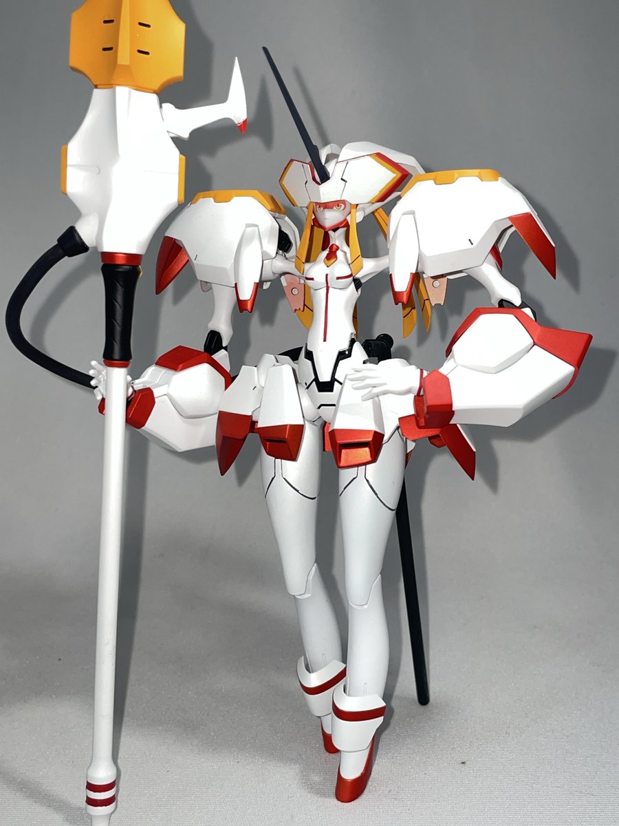 ストレリチア完成(・∀・) スタイルめちゃ良いね #ダリフラ #ダーリン