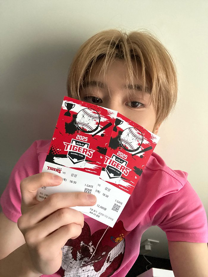 𝒄• ֊ •𝒐𝒏 tweet media