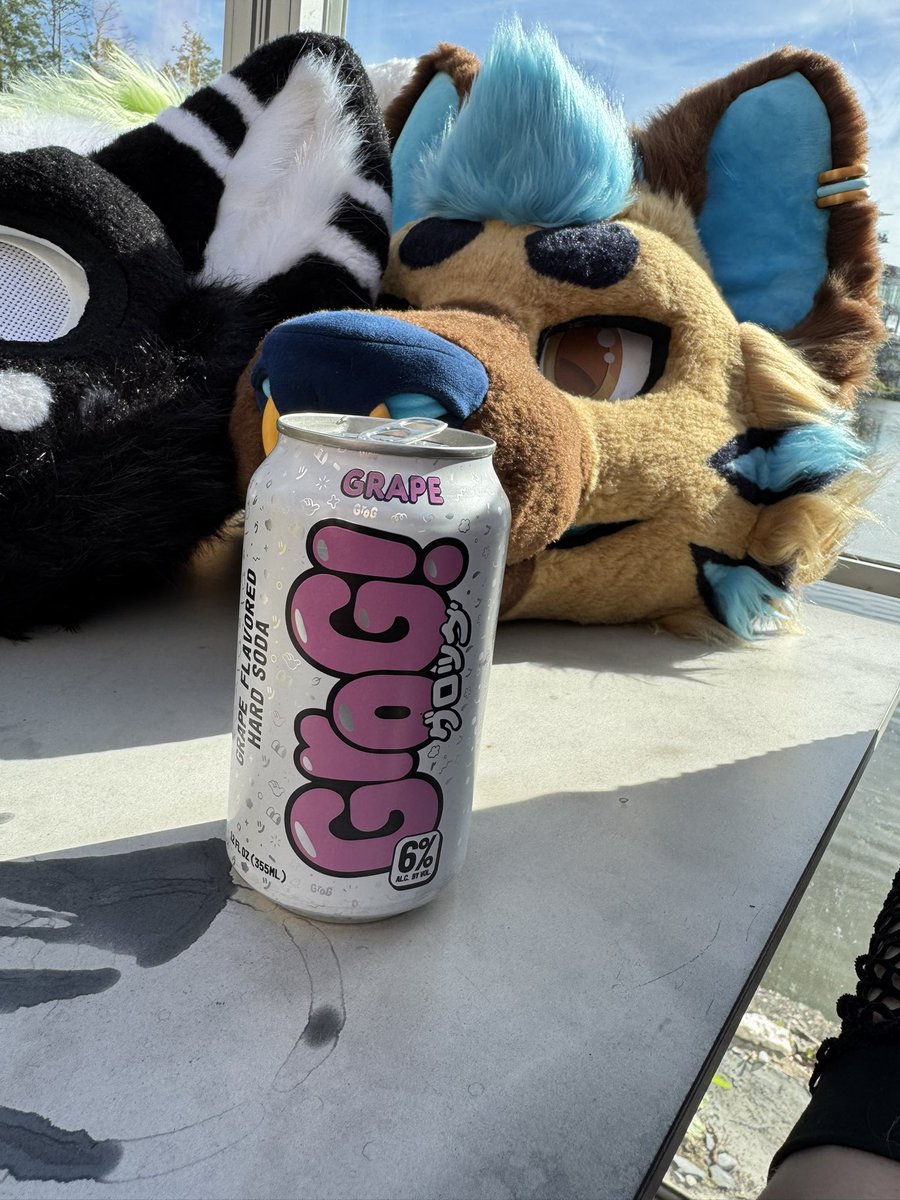RynYeen's tweet photo. @drinkgrog When you distributing to the UK. I NEED IT 😮‍💨 https://t.co/9keUVLm58J