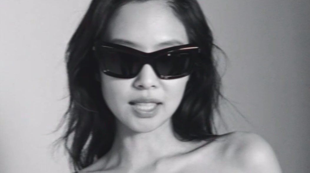 jennie tweet media