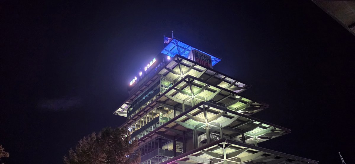 StealthPhotog's tweet photo. Always a beautiful sight on Race Day @SpeedwayPagoda @IMS @IndyCar @ApexIndyCar #indy500 #indycar #IMS #Pagoda https://t.co/IcAD2F3WtI