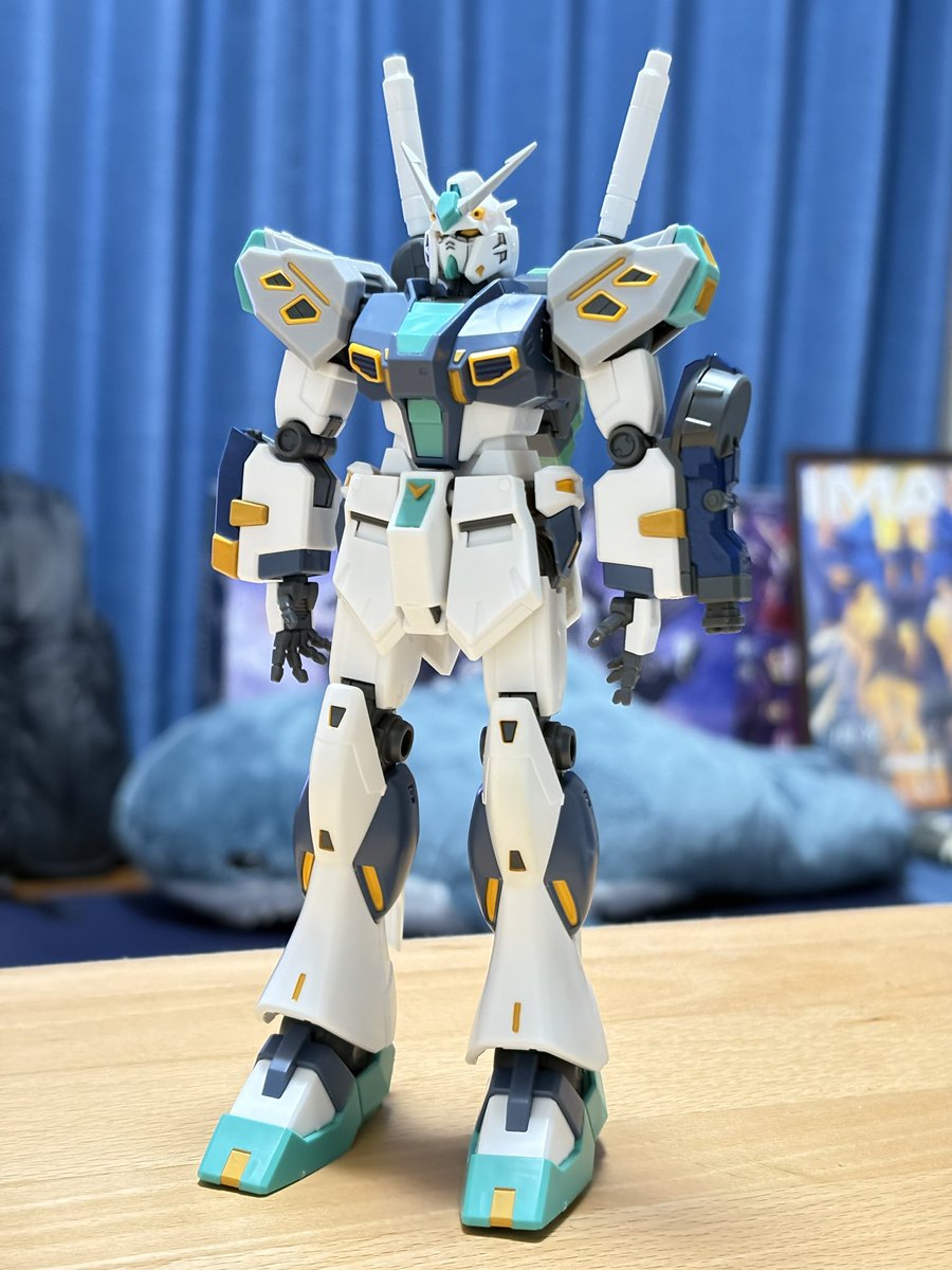 PLAChilica's tweet photo. アリュゼウス完成しました。
中身の量産型νガンダムだけ部分塗装しました。
アリュゼウスに換装するとかなり大きいですね。
↓に写真は続きます。
 #ガンプラ好きと繋がりたい
 #閃光のハサウェイ https://t.co/nGkxEaJzEZ