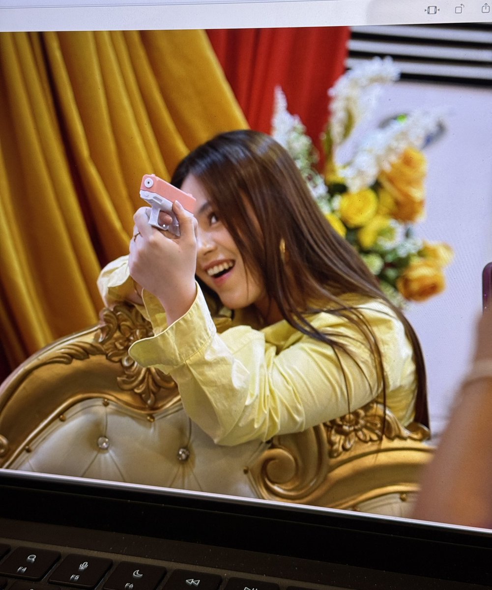 cynlailai's tweet photo. batang quiapo themed pala ang krysguel fm kanina @krystamejesz https://t.co/iy63PQYvAv