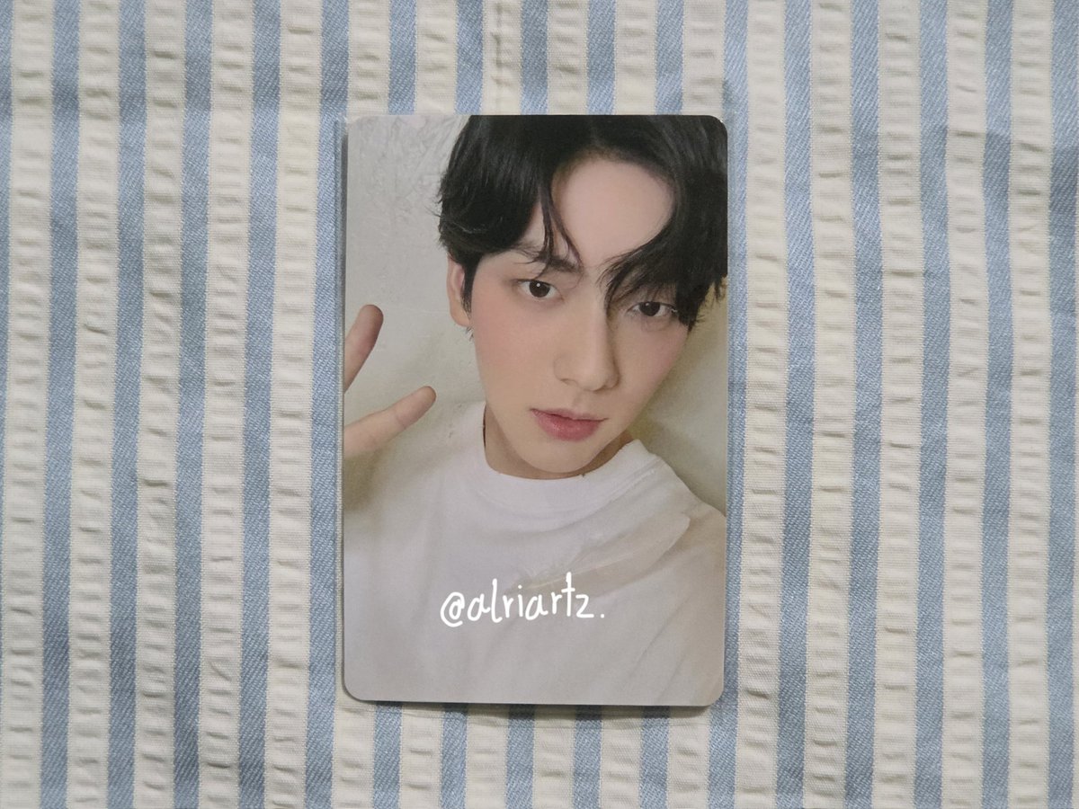 alriartz's tweet photo. WTS / พร้อมส่ง
ซูบิน Starkissed POB 
Weverse Japan Lucky draw รอบ 1/2
180 รวมส่ง สนใจสอบถามได้นะคะ

#ตลาดนัดtxt https://t.co/GaiSwOuuVp