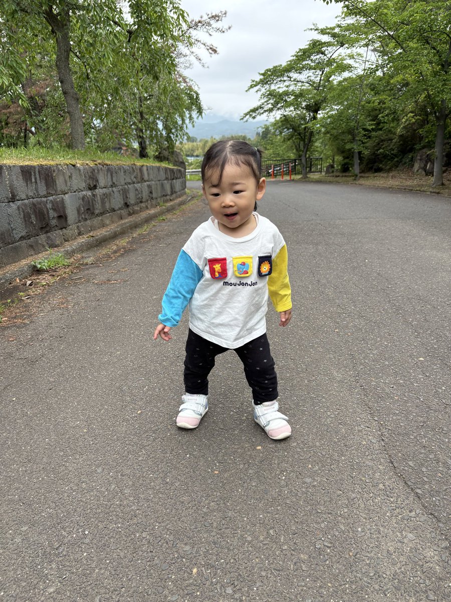 SmileYyts's tweet photo. 今日　やながわ希望の森公園に行ったよ！
ももたんとパレオが午前中満員で入れなくて。
午後からももたんで遊んで帰ってきて、今日もたくさん遊んだよ。ももたんでは、今までにないくらい自分から動いてた。だんだん慣れてきたね。また行こうね。

#孫育て
#孫活 https://t.co/uQ1y6uPjKE