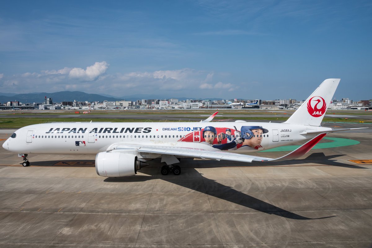 Flydeko0813's tweet photo. Japan Airlines 
Airbus A350-941 (JA08XJ)
at FUK/RJFF 23.May2026

そろそろ終わりそうな大谷ジェット
ようやく福岡で撮影することができました https://t.co/PK9I3wGYkH