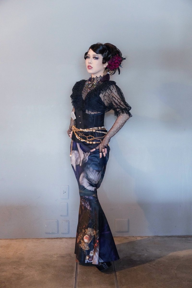 Mitu_UTR's tweet photo. 🥀🗡️

#世界ゴスの日 
#WorldGothicDay
#WorldGothDay https://t.co/JENuXun2bf