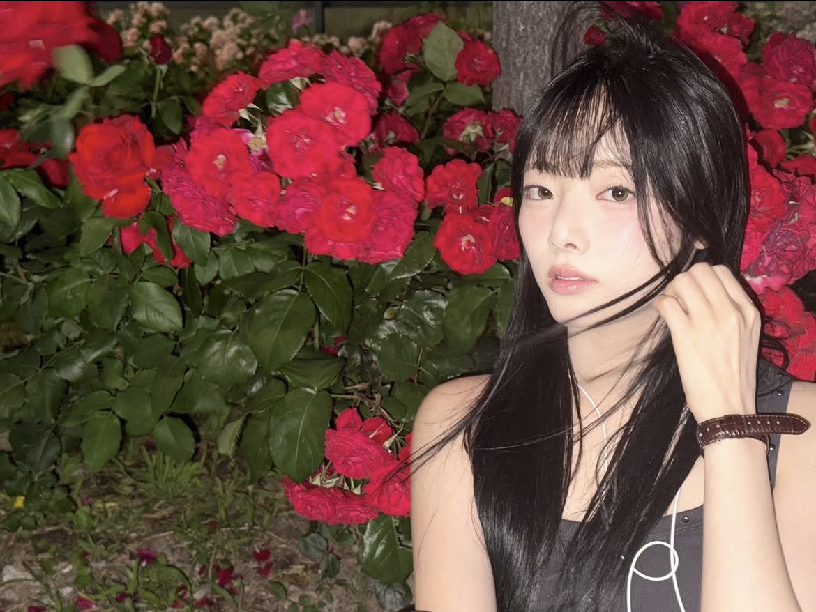 goeunIoops's tweet photo. 260524 g0eunna instagram update

“Mr. Wind it's too much 🌬️”

🎵TUBE — The Season In The Sun

#Goeun #고은 #PURPLE_KISS #퍼플키스 https://t.co/rHypnOGhJW