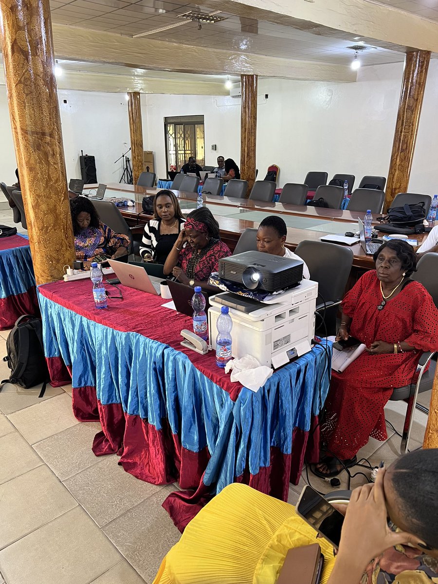 PnsaD5822's tweet photo. Jour 3 #L'atelier_du_PNSA franchit une étape clé ! 
Fin des phases préliminaires, place à l'action : Nos équipes entament officiellement la conception des contenus éducatifs destinés aux adolescents et jeunes, en développant les premières thématiques clés.
 @_AfricanUnion https://t.co/tJpbaZENmc