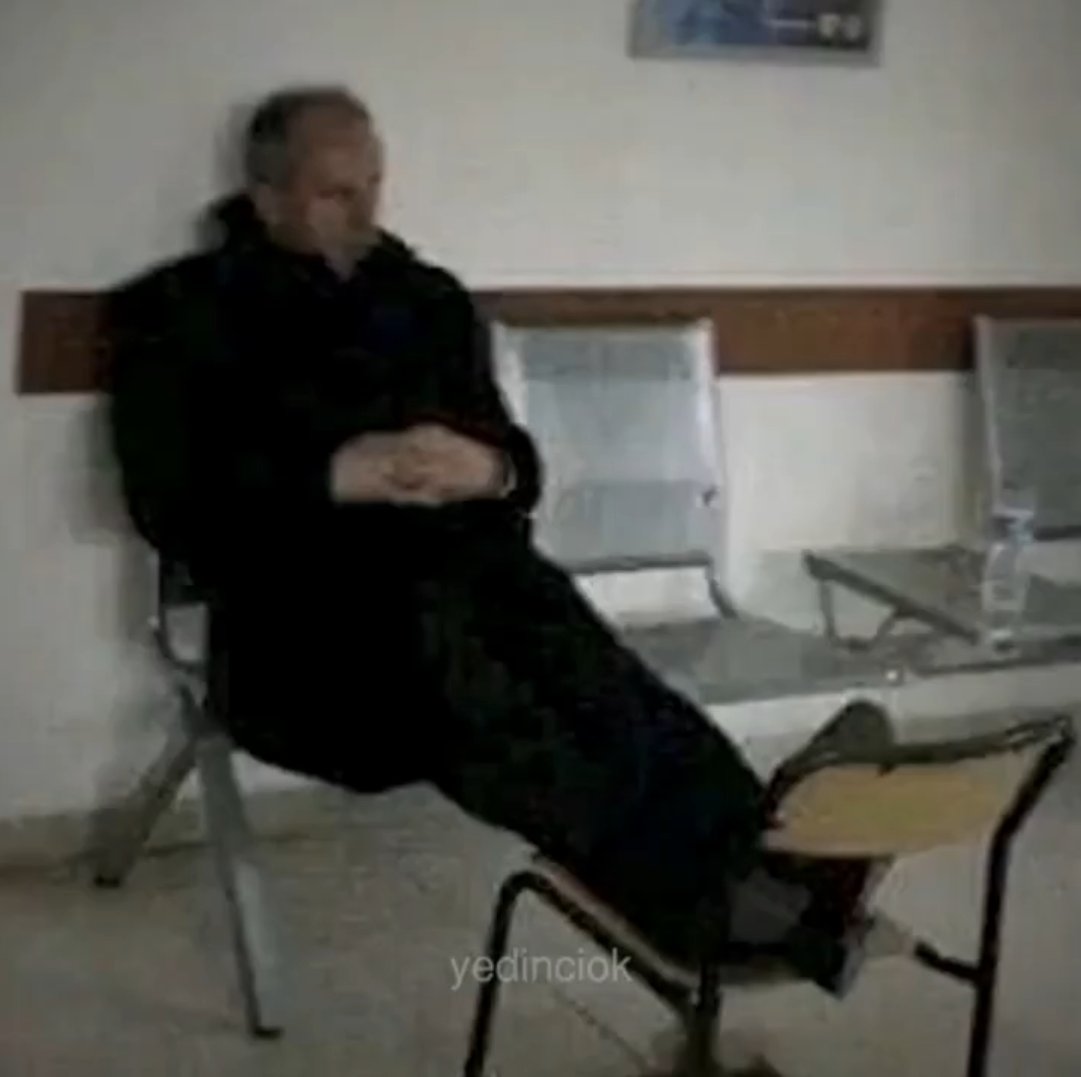 yasinytt's tweet photo. @nhrssrt 2014 uyardı 2018 uyardı tunceli lobisi kontrollü muhalif dedi. Ne dediniz Tavukcu maarem dediniz.

Ben maarem yerine olsam viskimi alırım yazlıkta içerek keyfime bakarım https://t.co/VQuqpnTWsa