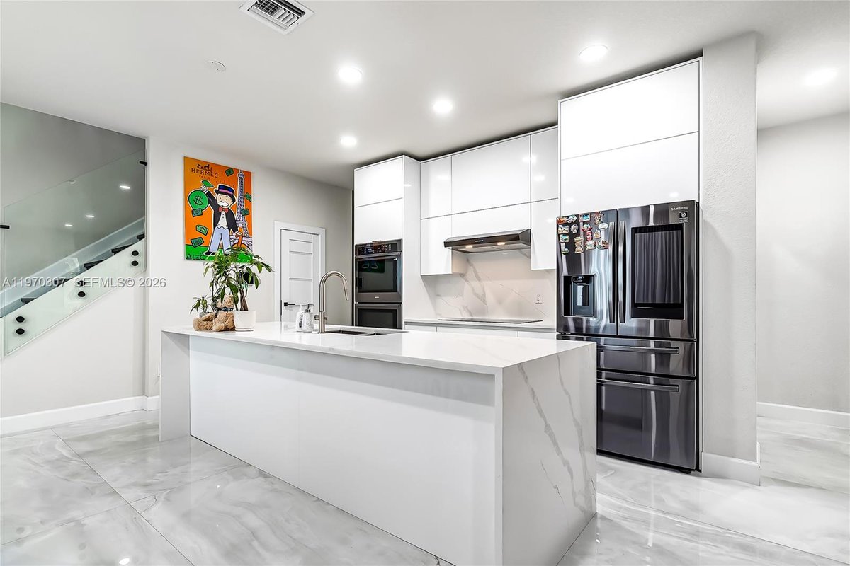 ElisaRealtor's tweet photo. It's a buyer's market! See our latest price reduction in LISTING FOR YOU! and find a dream home.
- Elisa Salmeron ##BK3068429 with RE/MAX 5 Star Realty
- Contact me at 786.344.7011 https://t.co/cfK8j9kmJn