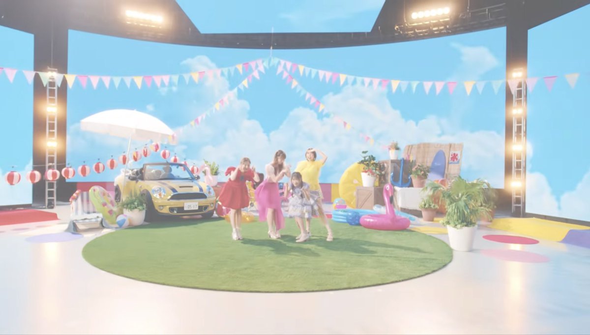 waka___mcz's tweet photo. いちばん最後あーりんがれにちゃんの頭をツンツンしてるところ！あーりんらしくて好きです🫶💘

#フマキラー #虫よけはスキンベープ
 #ムネモシュネ https://t.co/n6ZdJmTaeX