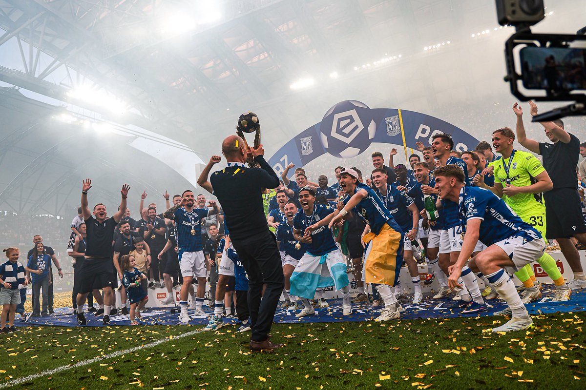 LechPoznan's tweet photo. 🎊 https://t.co/ArNbjOexKP