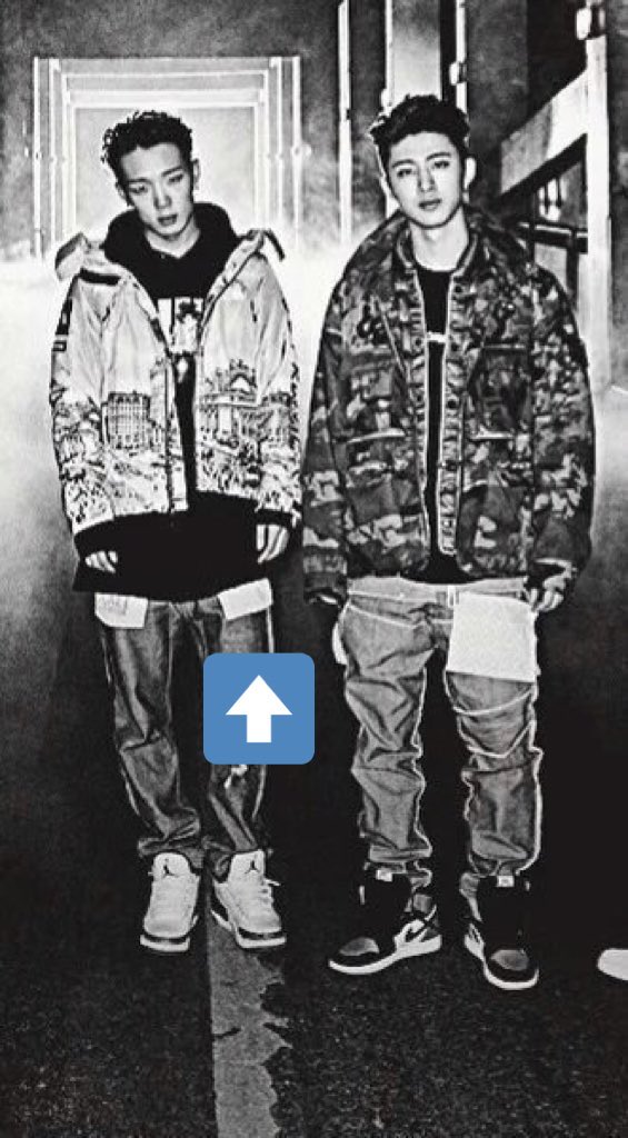 pumpkinxjiwon's tweet photo. I know where he got that inside out jeans influenced from 😭😭😭😭 https://t.co/OkH5sQG2lC