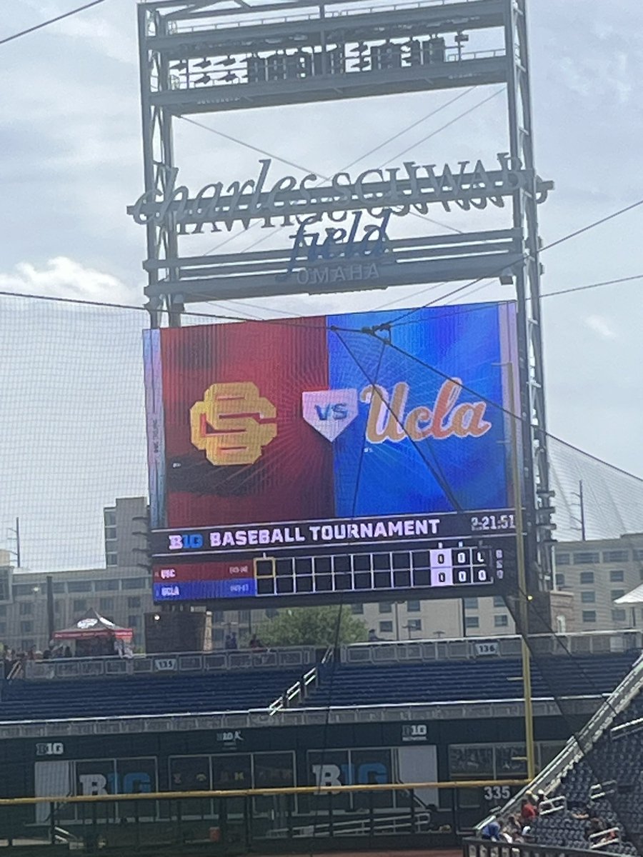 dycameron22's tweet photo. Great game at Big Ten Tournament between UCLA and USC 1500 miles from home!! Bruins win on 3 run walk off home run!! https://t.co/cqpxqufQEt