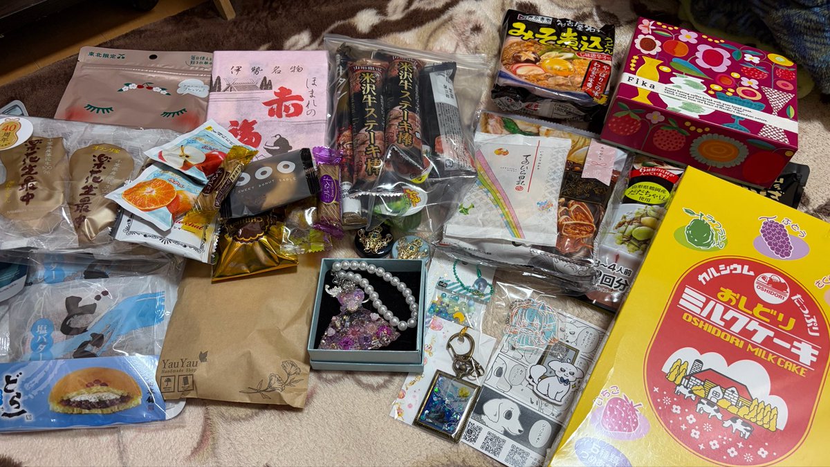 あんころ tweet media