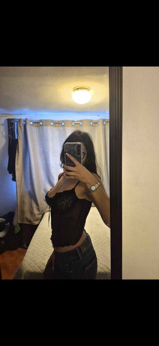 22 tweet media
