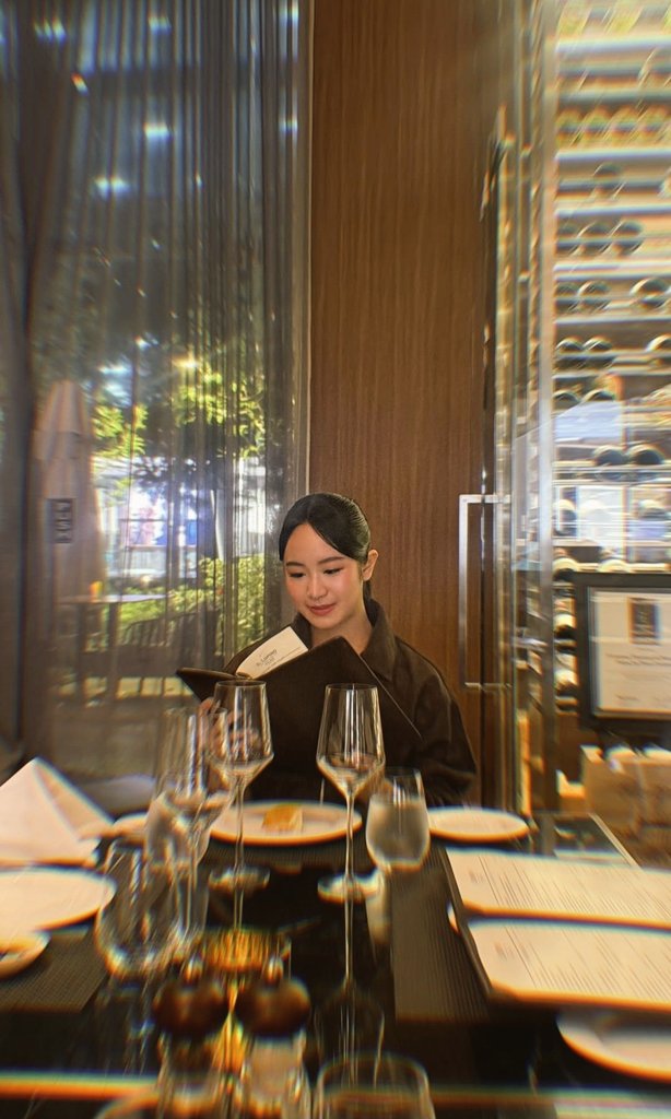 leighaaaajjjj's tweet photo. Expensive, dreamy, baddy, or cutesy— you name the vibe, she'll slay it anyway. The versatility of her visuals is giving me palpitations, and I'd gladly skip a few heart beats for her. You never fail to take my breath away Caprice.

#CapriceCayetano https://t.co/yyW8Xf6Gtf