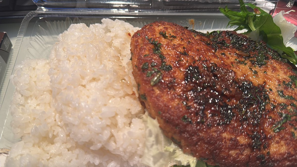 熊本アニソンカラオケバーアイリス tweet media
