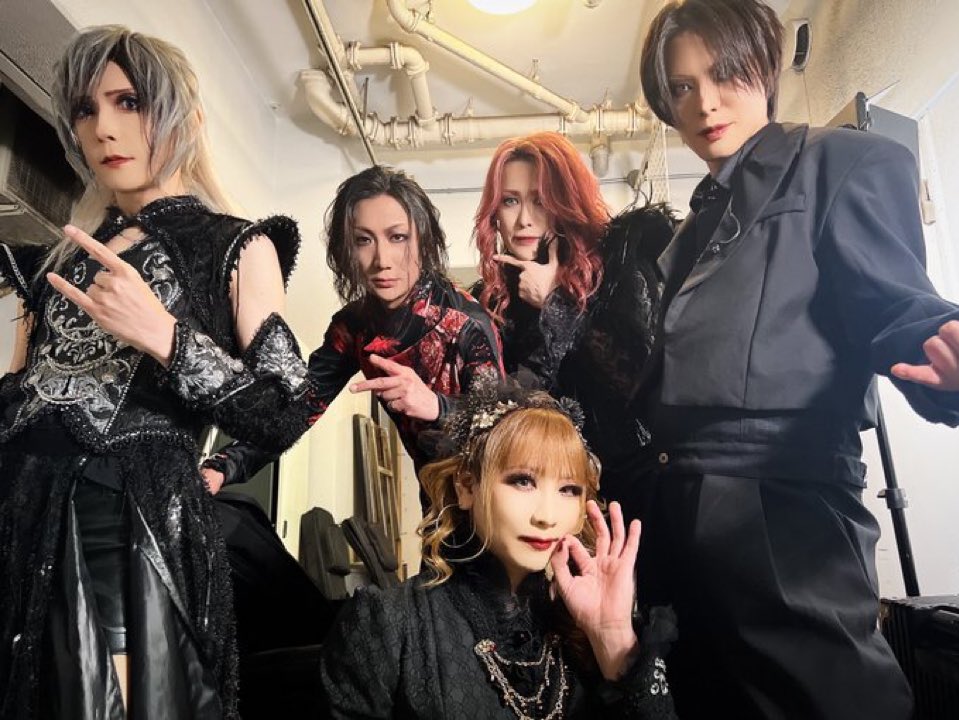 Daily Teru tweet media
