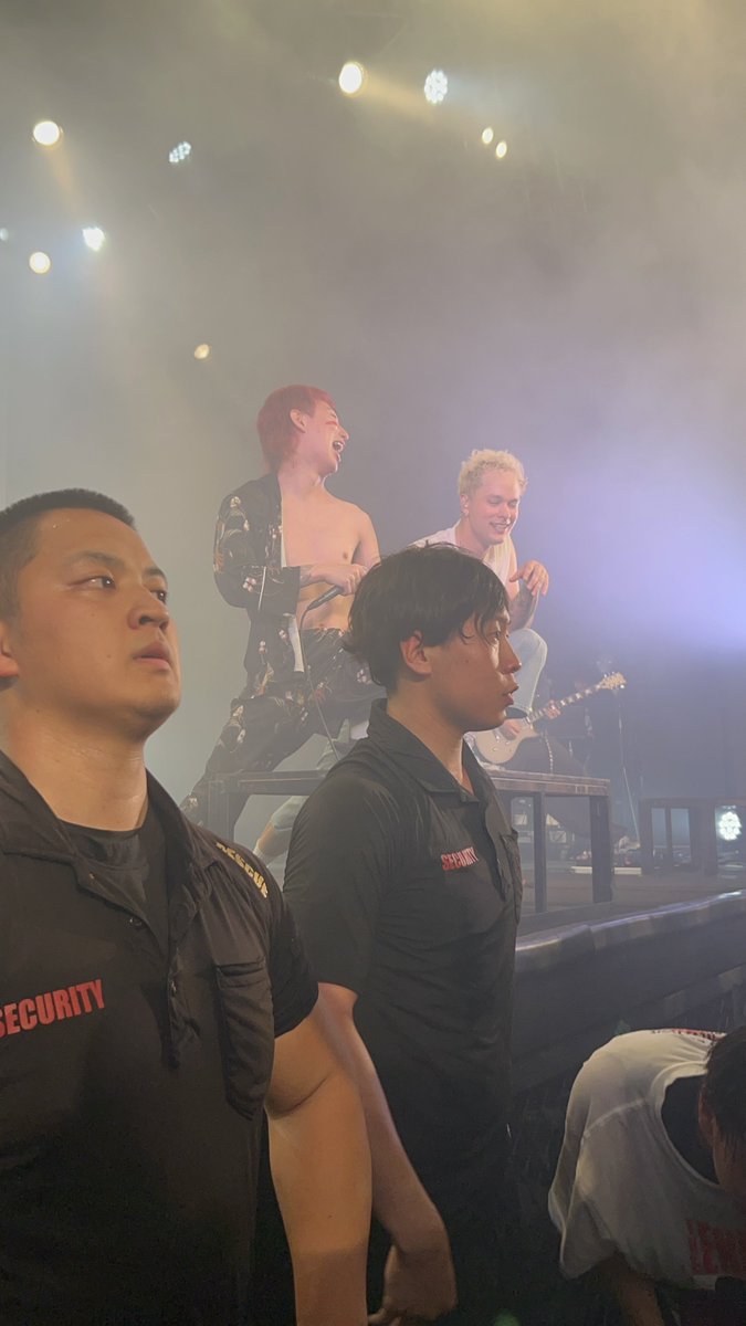 tomrock_0205's tweet photo. THE ENEMY INSIDE XV ANNIVERSARY TOUR 2026
ツアー ファイナル 最前からの景色は一生忘れないです。coldrain ハルカミライそしてGORILLA HALL本当にありがとう🔥
#coldrain
#ハルカミライ
#GOLILAHALLOSAKA
#THEENEMYINSIDE https://t.co/Kw0F6f5rpH