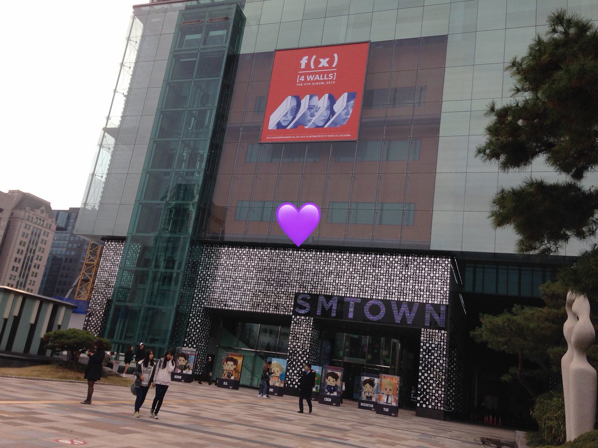 kikicallme06's tweet photo. この時代の韓国旅行SMオタクver. https://t.co/4GGTg3WqjD
