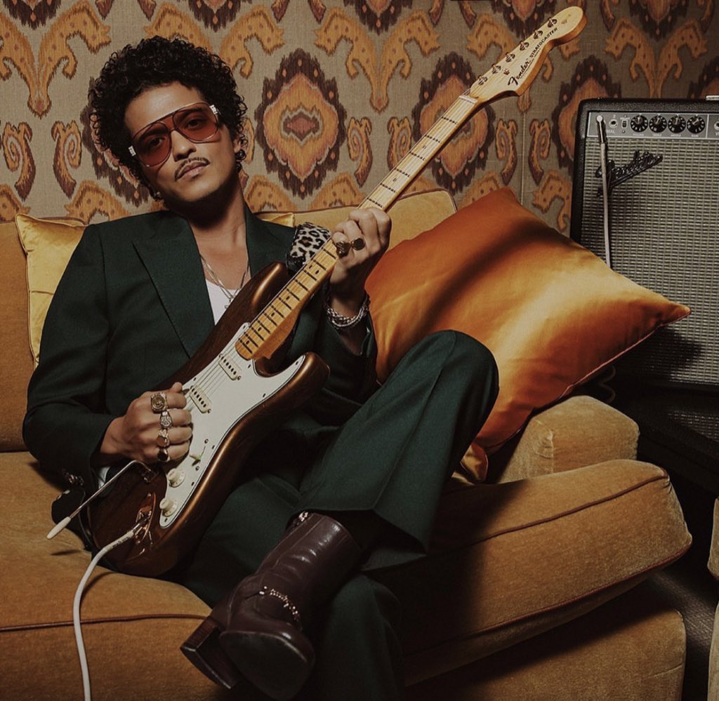 Bruno Mars Access tweet media