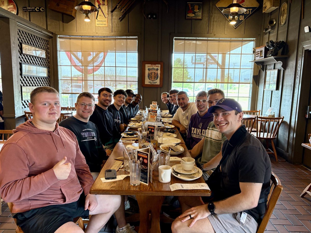 TrojansFBL's tweet photo. Amazing opportunity to celebrate our graduating seniors yesterday. Grateful for this group’s commitment to the vision of the program. Ephesians 2:10.

#HolisticDevelopment | #EMAT https://t.co/qh5dKpS0e9