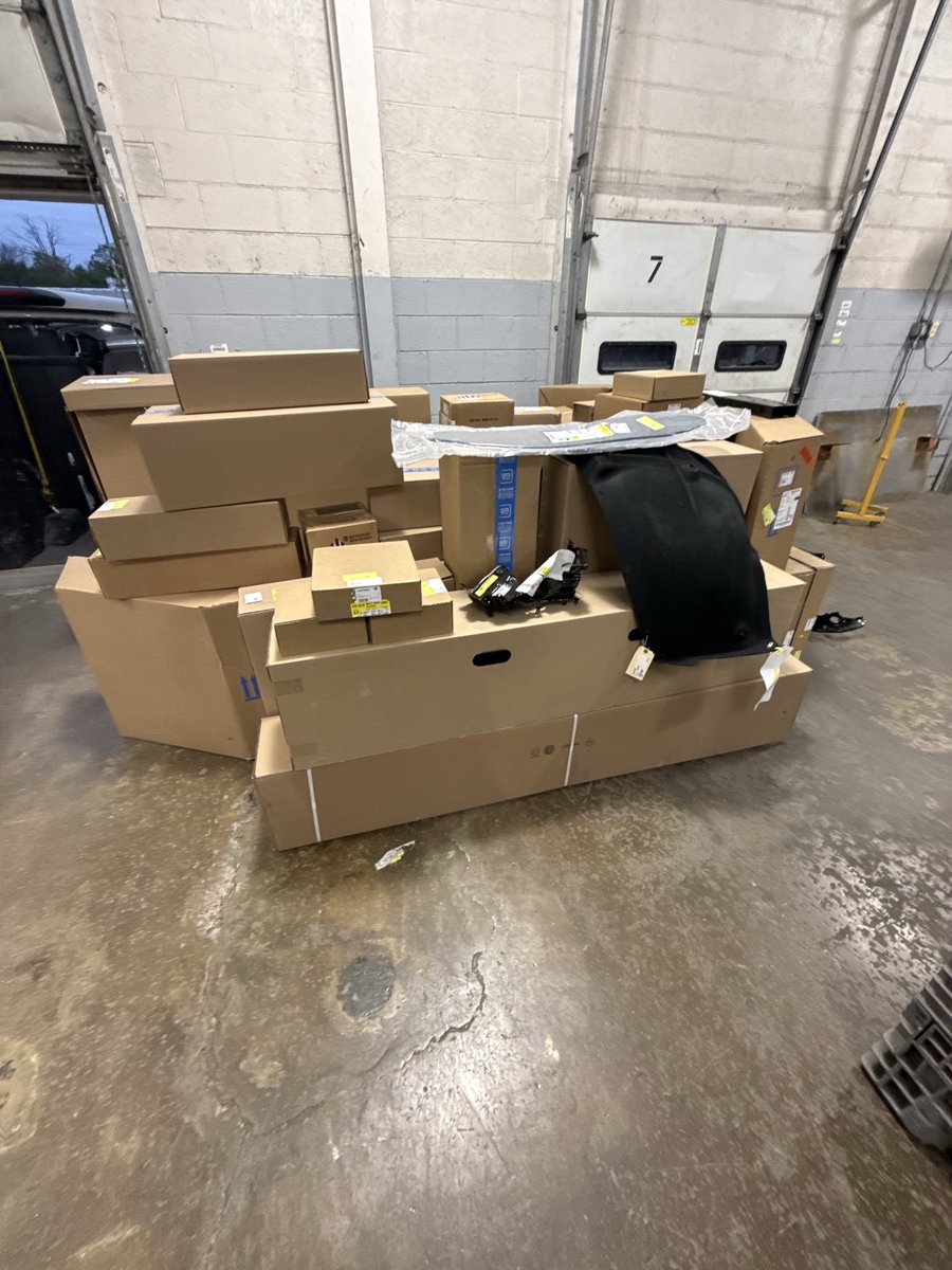 bucks_transport's tweet photo. BUCK’S TRANSPORT SERVICES LLC

“You Call. We Haul. We Make It Happen.”

#BucksTransportServices #WeMakeItHappen #DeliveryService #PartsDelivery #FurnitureDelivery #CargoVan #SameDayDelivery #SouthJersey #Philadelph https://t.co/VAa3dyKNT9