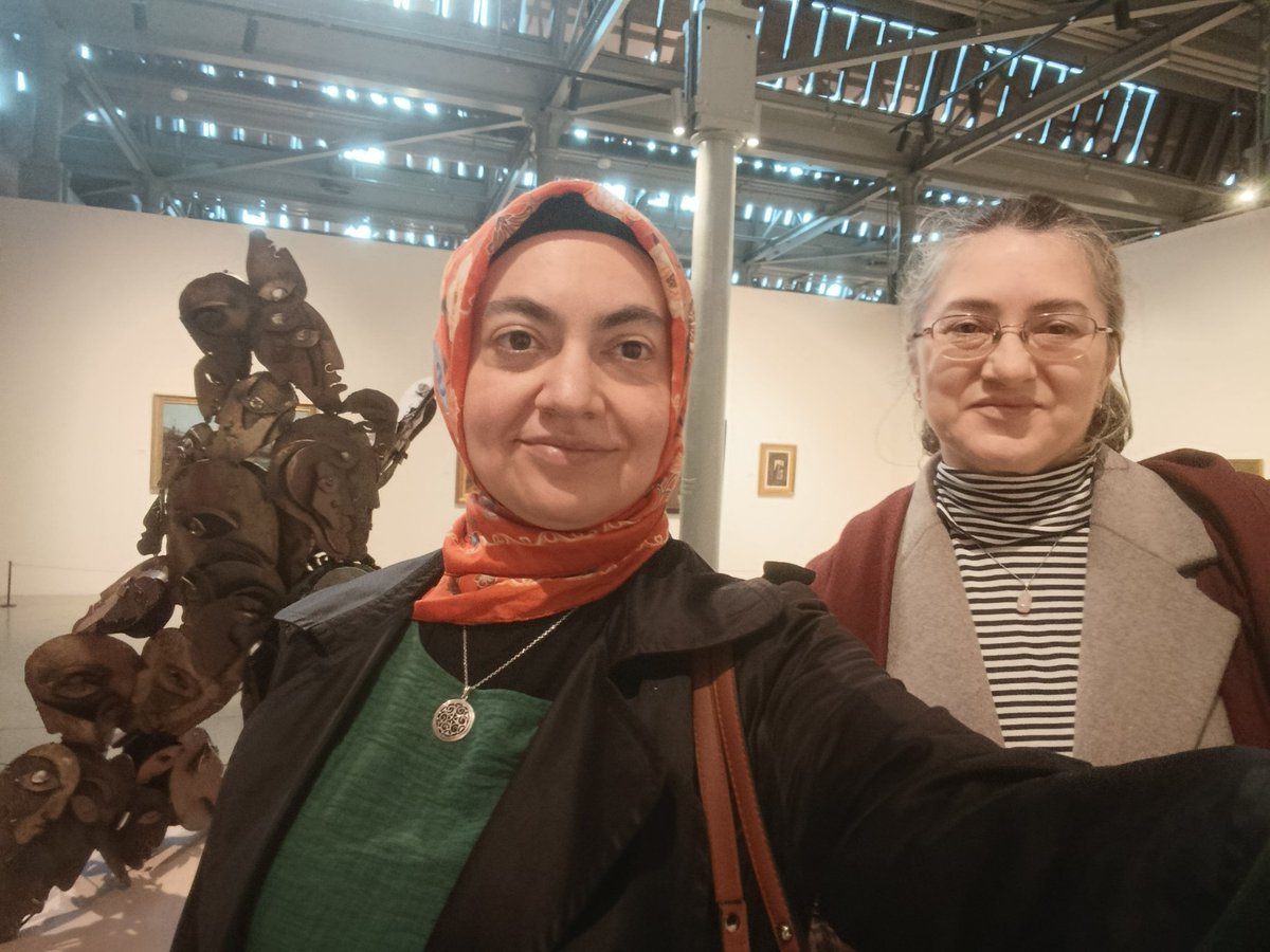 GorNevin's tweet photo. Sanat buluşmaları 😊 Feshane 'ye attık kendimizi 🌟 Ayvansaray, Haliç yaseminleri 🤍💙#feshane #sergi #sanat #istanbul #haliç #mayıs #bahar https://t.co/v3dLQdDi4J