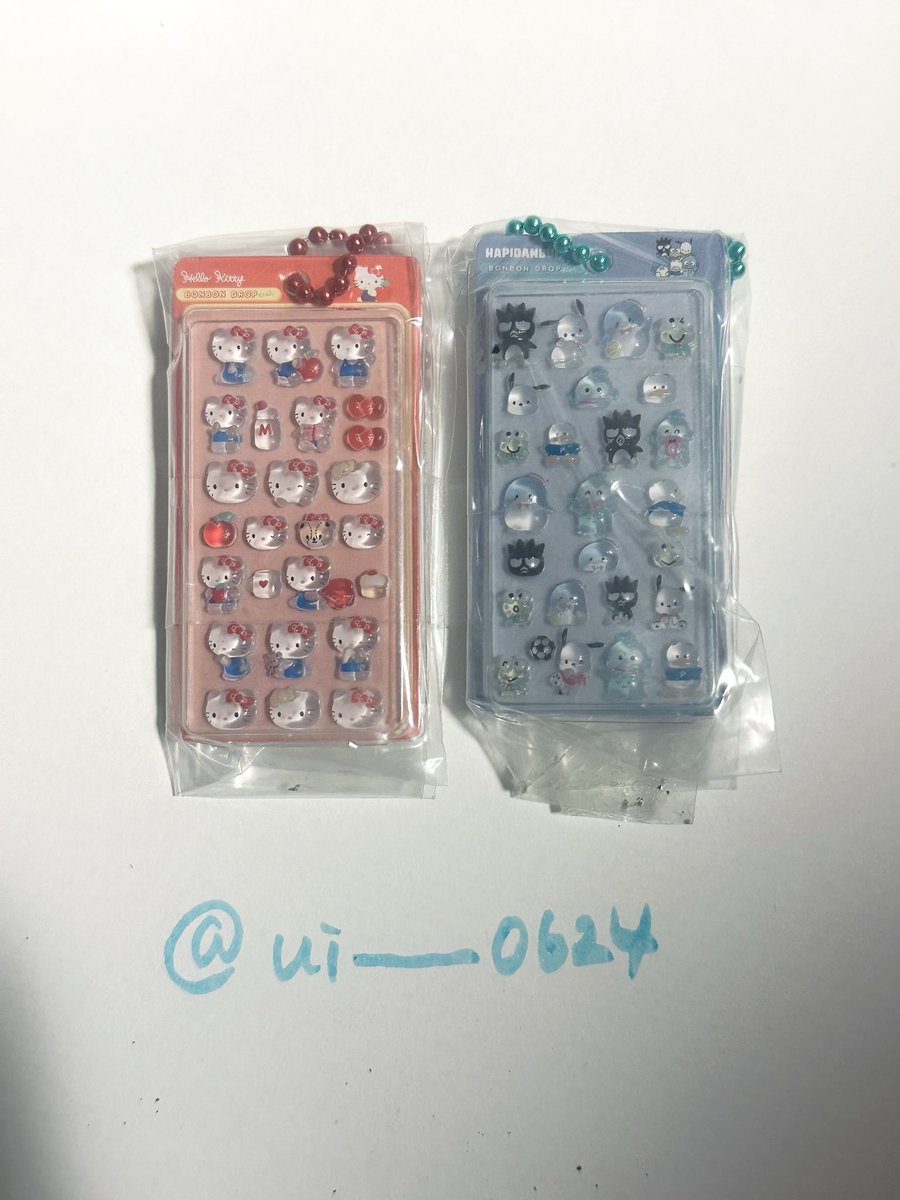 ui__0624's tweet photo. 【交換】ガチャガチャ サンリオ ボンボンドロップシール ミニチュアチャーム

譲：キティ はぴだんぶい

求：ポムポムプリン >>シナモン

郵送でのお取引、纏めての方優先です
検索からお気軽にお声掛けください🌷 https://t.co/wY1qAF5oGe