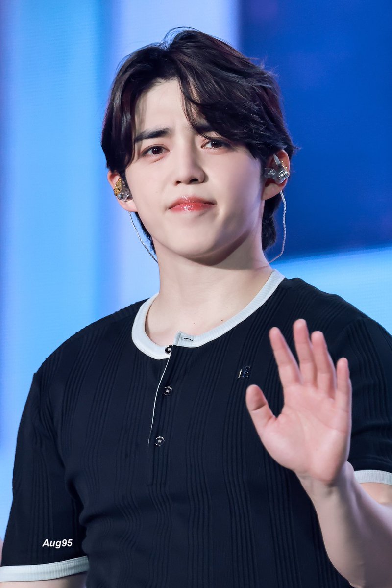 19950808_aug's tweet photo. 260524 SEVENTEEN ‘YAKUSOKU’ JAPAN FANMEETING IN OSAKA

😚

#세븐틴 #SEVENTEEN #최승철 #승철 #에스쿱스

@pledis_17 https://t.co/chbHEDqBmo