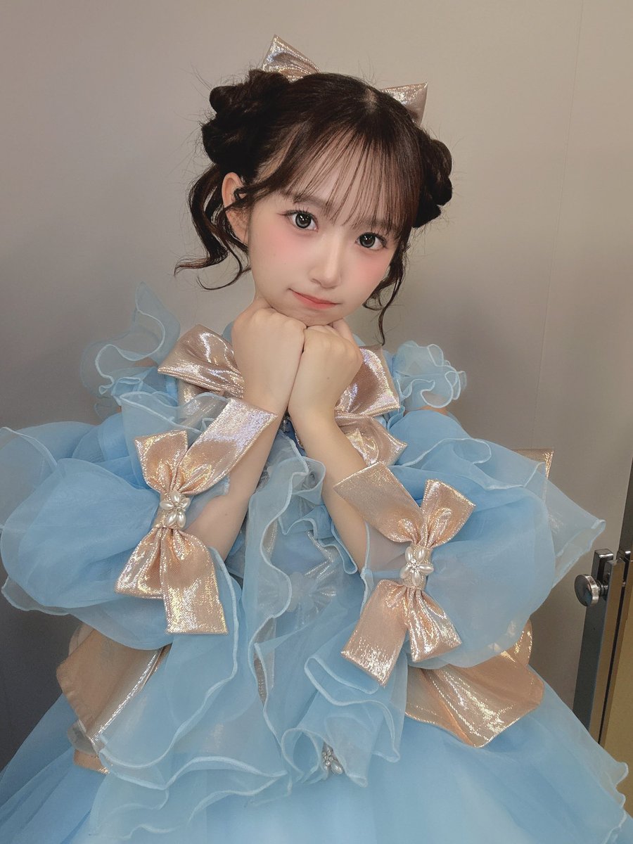 ゆいチェキ 🍈 𝙋 𝙍 𝙀 𝙎 𝙀 𝙉 𝙏 𝐋𝐀𝐑𝐌𝐄 𝟎𝟓𝟖オフショット💚 初登場