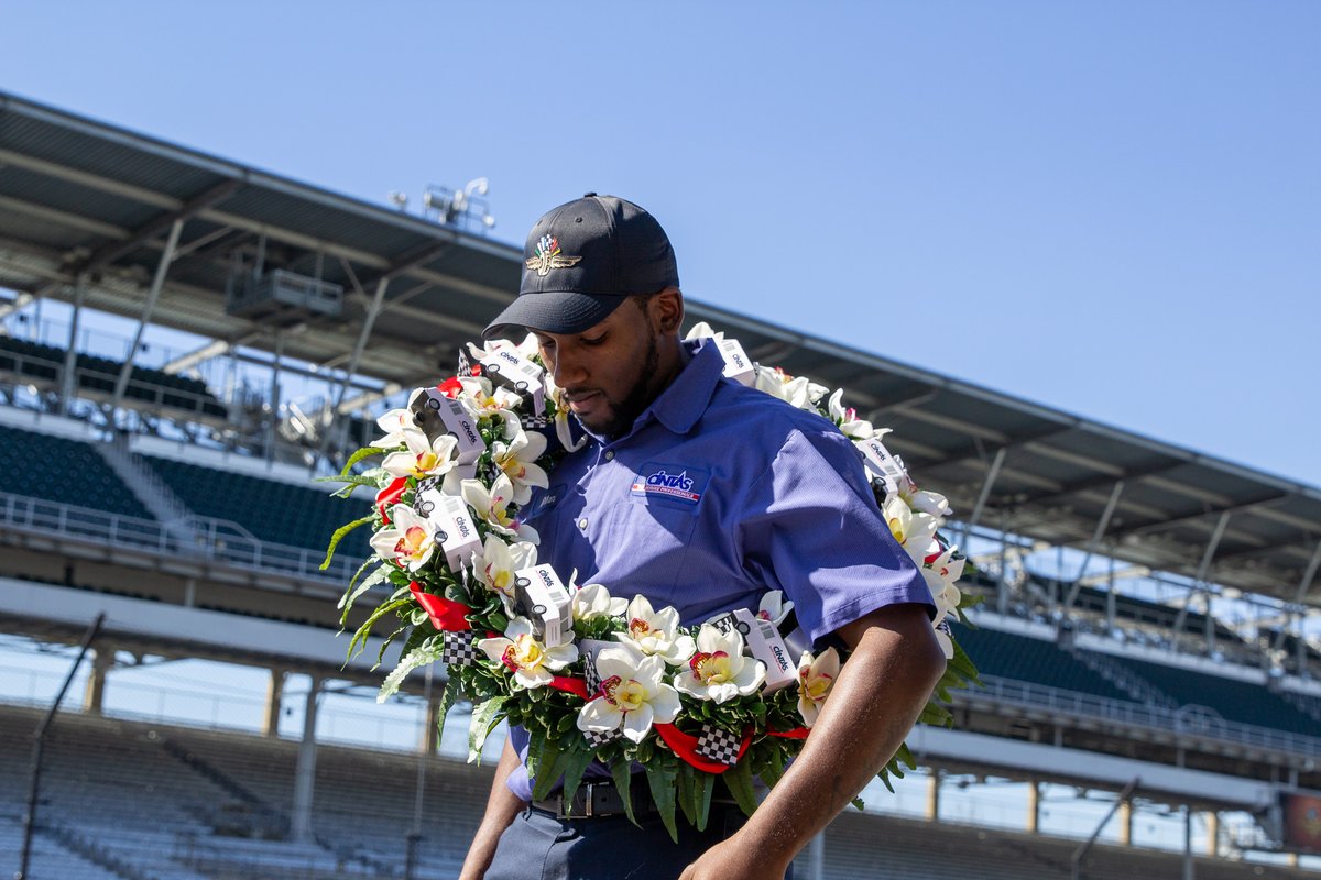 CintasCorp's tweet photo. The Greatest Spectacle in Racing.

Good luck to all of the drivers and our long-term partners at the @IMS in today's Indy 500. 🏎️ 🏁 https://t.co/EJ6JWnzRLB