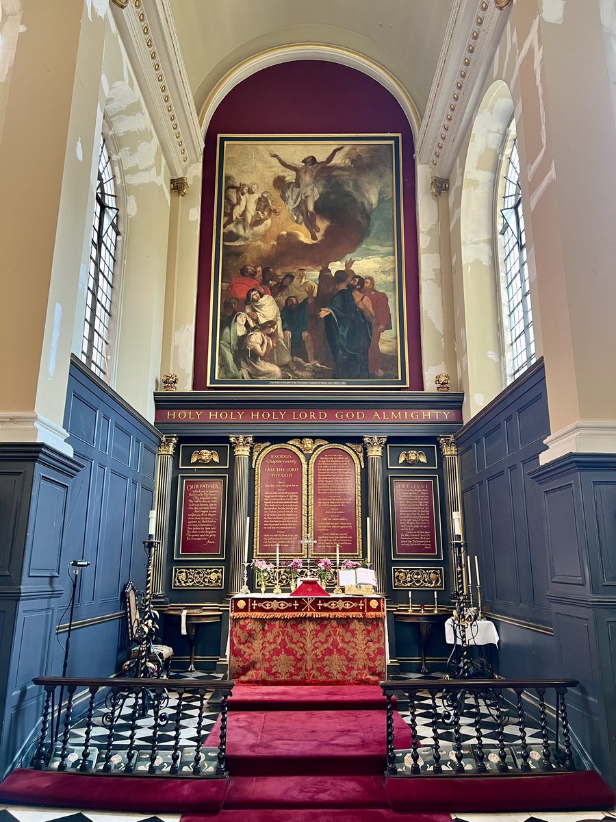 StJamesGarlickhythe tweet media