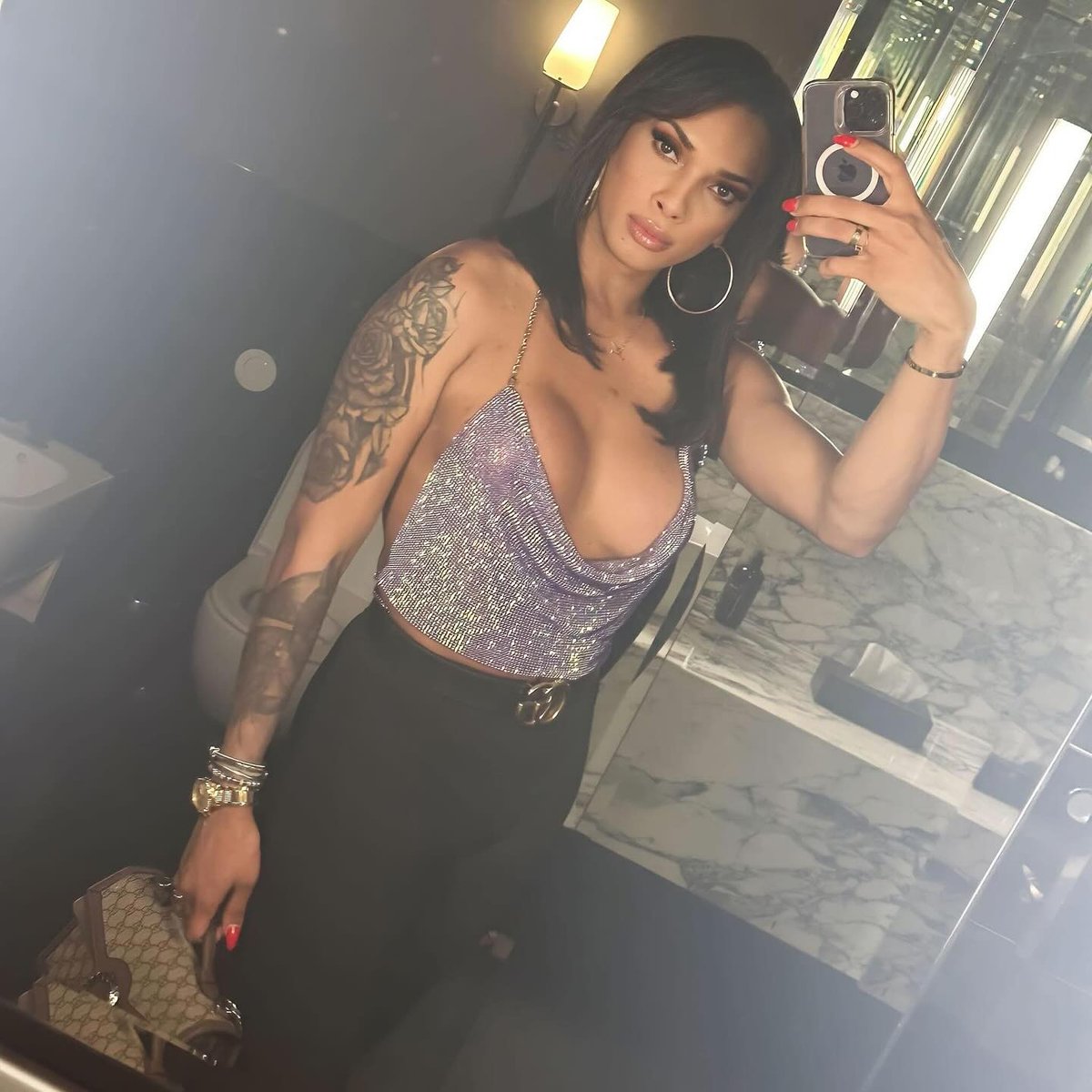 Arianna Ferrari tweet media