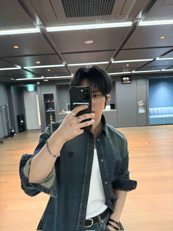 𝑰𝒛𝒂 | Jilix Au’s 📌 tweet media