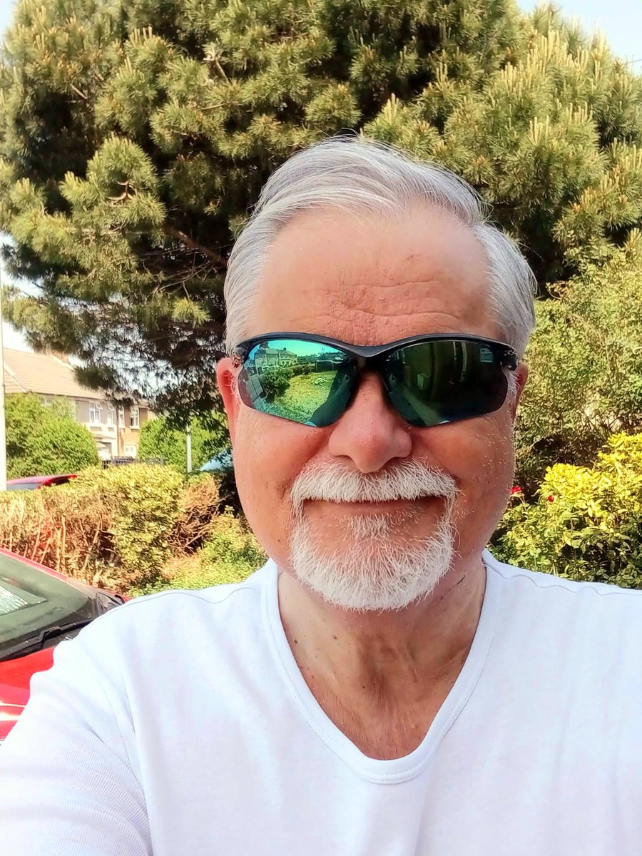 Peter Oxley tweet media