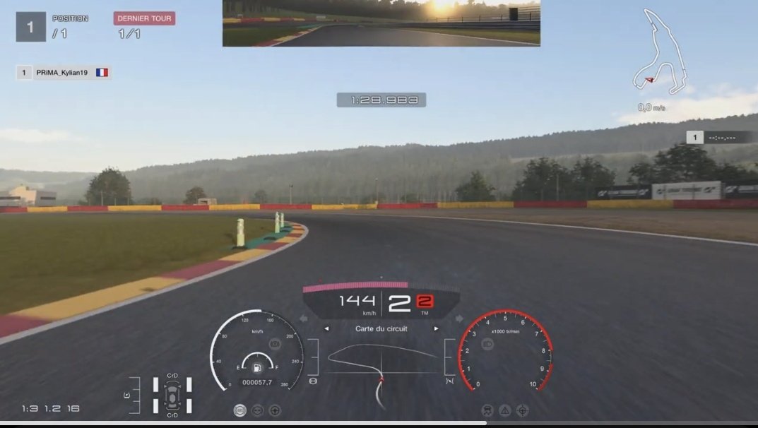 EndurancePulse's tweet photo. @MKexe98 @Mark_Whitelegge Not Le Fagnes. Look how the wall, kerbs and the angle of the corner are different. Pretty confident that it is Ascari.

(I'm sending the trailer footage below) https://t.co/x3XtGpKVkS