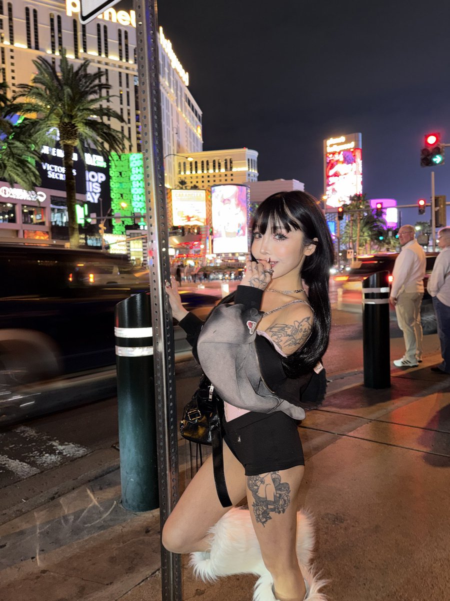 DJSakurafandom's tweet photo. Good morning everyone
#DJSakura #Sakura #SakuraSoh #Beloved #Bestie #Friend #Vegas https://t.co/KjBsPahC2k