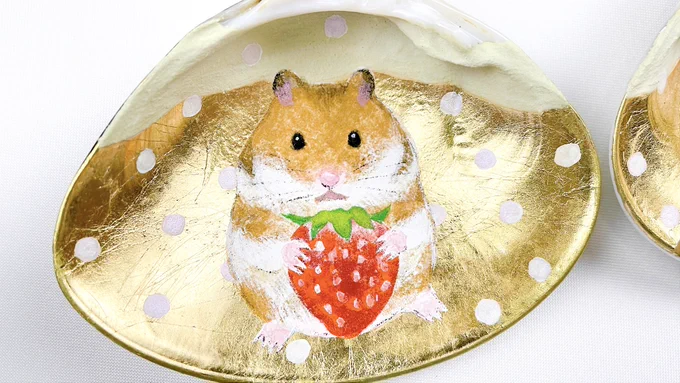 ハムスターの新作貝合わせをショップに追加いたしました 木箱も絵柄に合わせて製作しました。 ぜひご覧ください^^