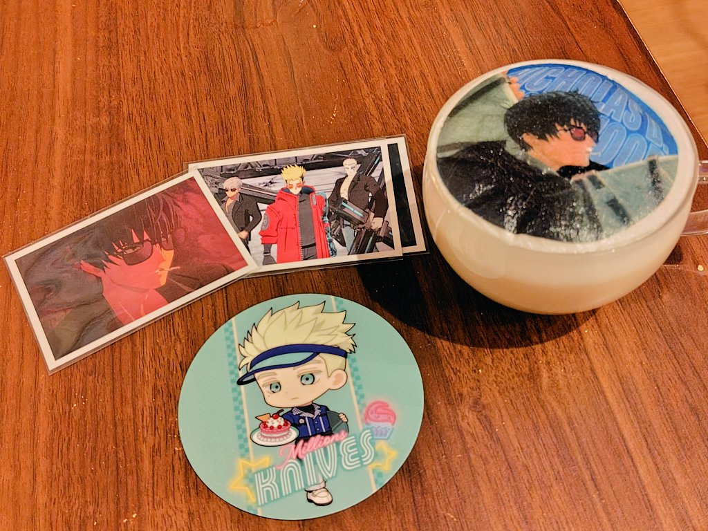 A180909's tweet photo. レアチーズのデザートが可愛くて美味しかった✨
お目当てのカードも出てくれて嬉しい😊 https://t.co/eTcbxoOVn5