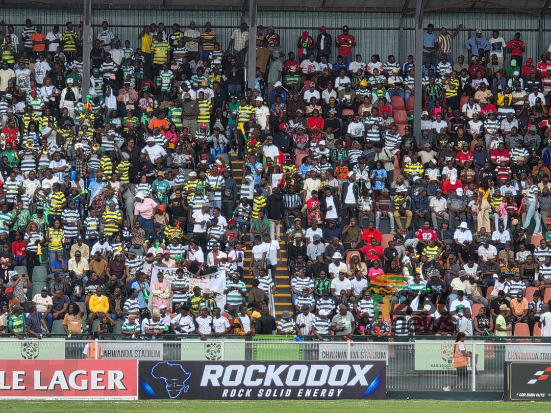 ZBCNewsonline's tweet photo. BATTLE UNDERWAY AT CHAHWANDA STADIUM
Action is on at Chahwanda Stadium as Hardrock FC take on Dynamos FC in a thrilling encounter, with fans turning out in numbers to support their teams.
#HardrockFC #DynamosFC #ChahwandaStadium #ZimbabweFootball #MatchDay #CastlePremierSoccerLeague #ZimFootball