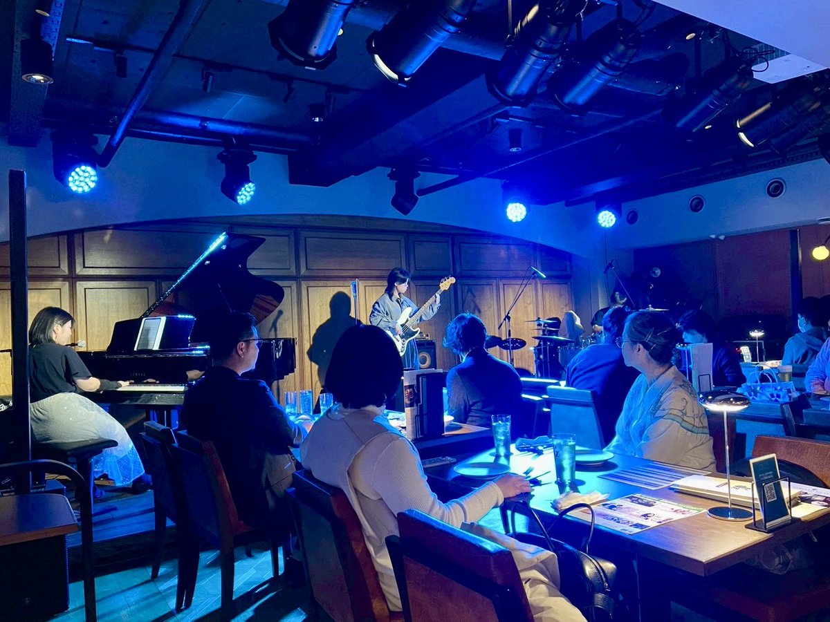 Matsu_Haru14's tweet photo. 🌙JOZENJI STREET JAZZ NIGHT 🌙
ありがとうございました！ https://t.co/3An19PQljm
