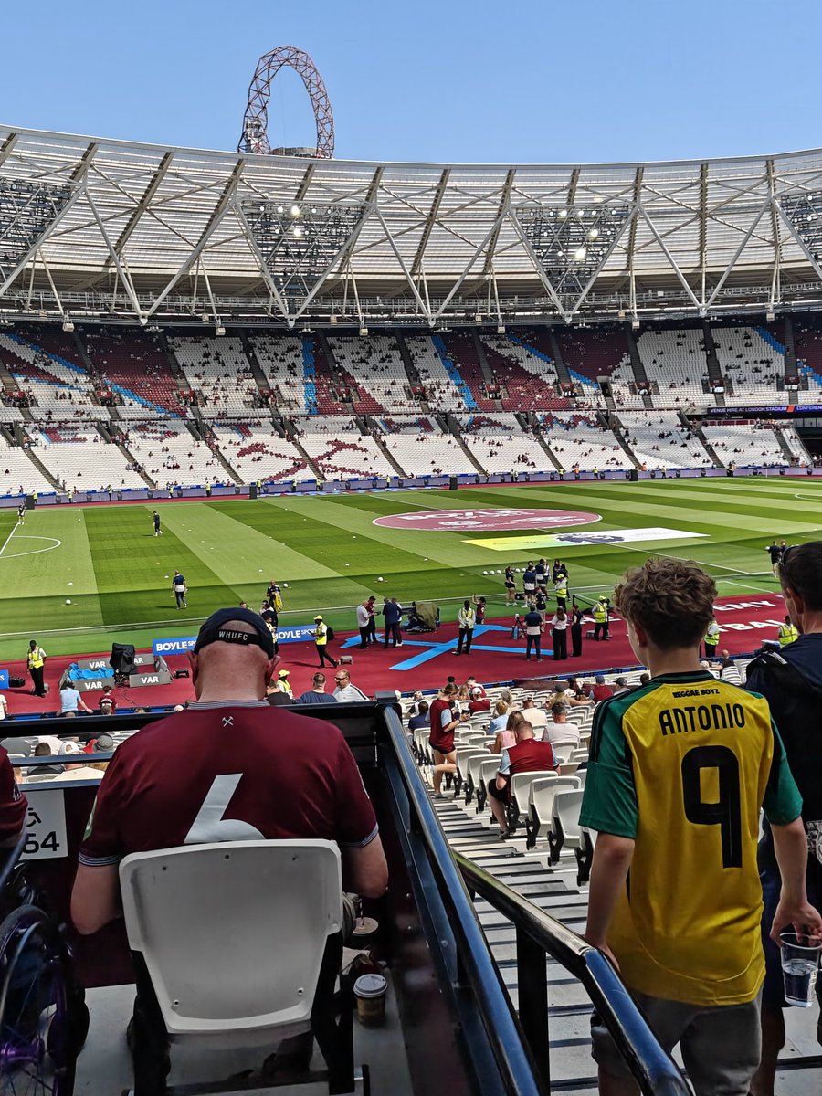 UnwinJrXI's tweet photo. #COYI https://t.co/ZorokFsEeb