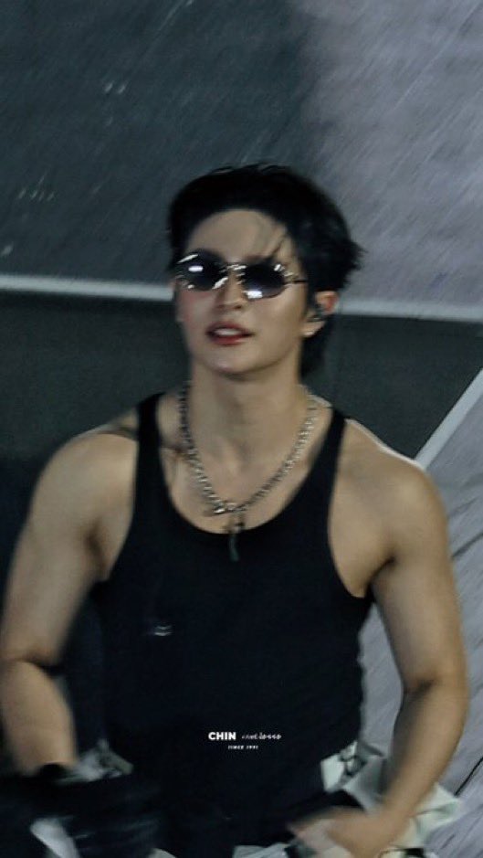 anxietea_xoxo's tweet photo. What the hell??????? https://t.co/YErnKYoBsr